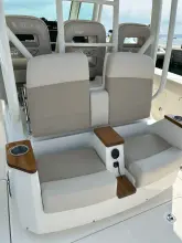 Thumbnail von Boston Whaler 360 Outrage