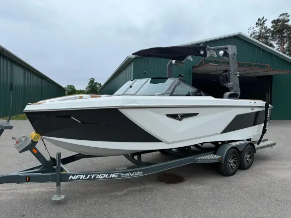 Super Air Nautique S23