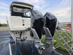 Thumbnail von Boston Whaler 325 Conquest