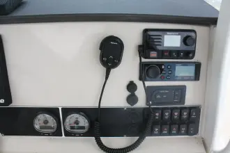 Thumbnail von Boston Whaler 270 Dauntless