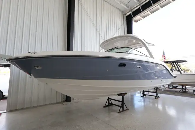 Sea Ray SLX 310 Außenborder