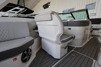 Thumbnail von Sea Ray SLX 310 Außenborder