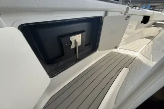 Thumbnail von Sea Ray SLX 400