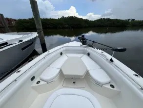 Thumbnail von Boston Whaler 350 Outrage