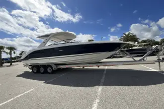 Thumbnail von Sea Ray SLX 310 Außenborder