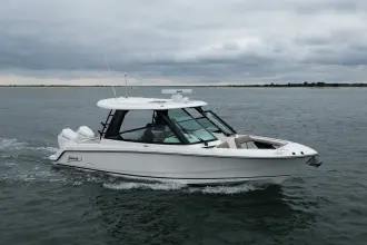 Thumbnail von Boston Whaler 330 Vantage