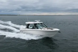 Thumbnail von Boston Whaler 330 Vantage
