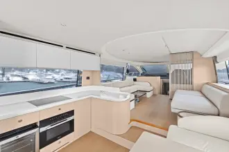 Thumbnail von Azimut 68