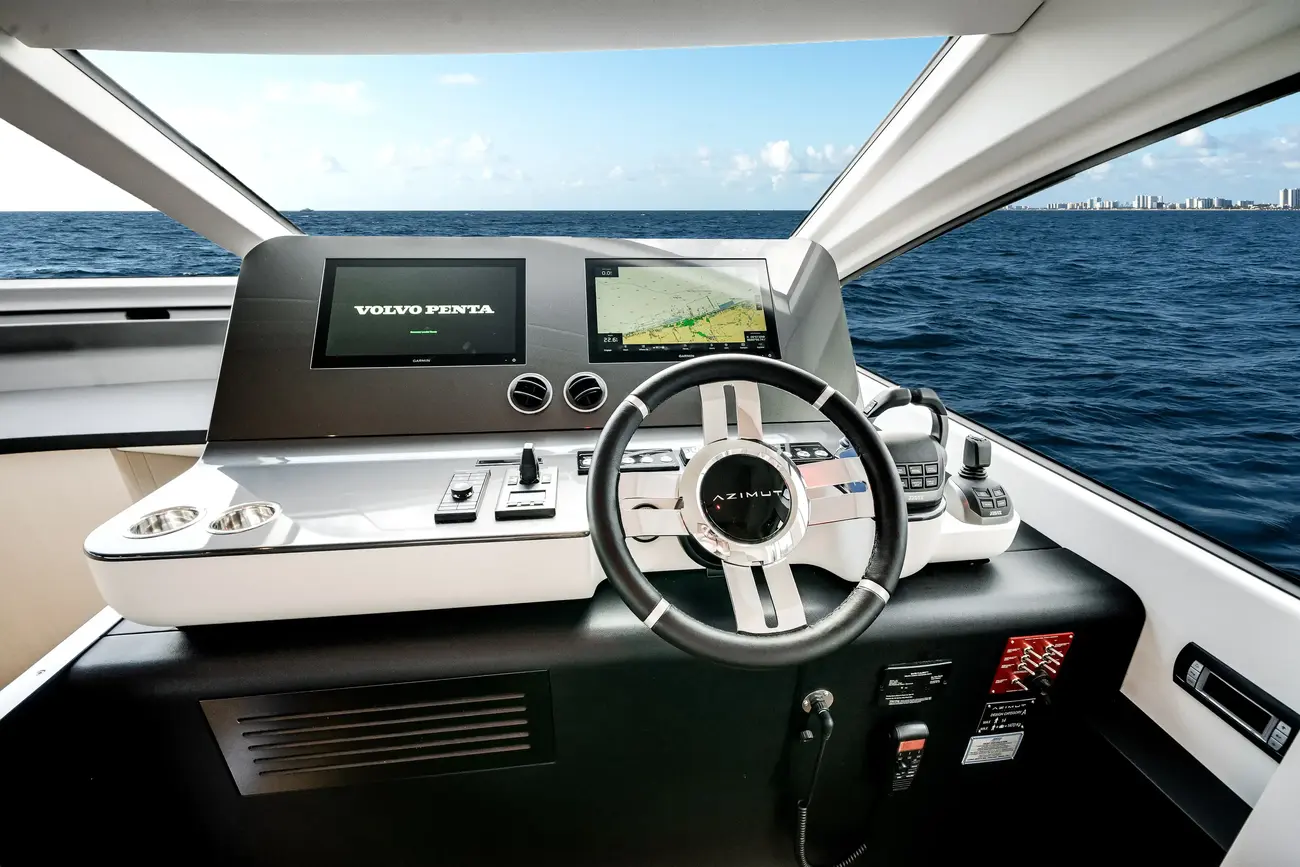 Thumbnail von Azimut 68