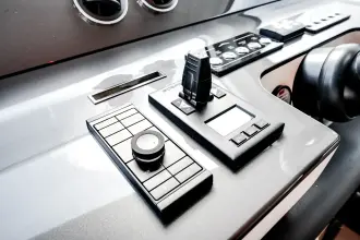 Thumbnail von Azimut 68