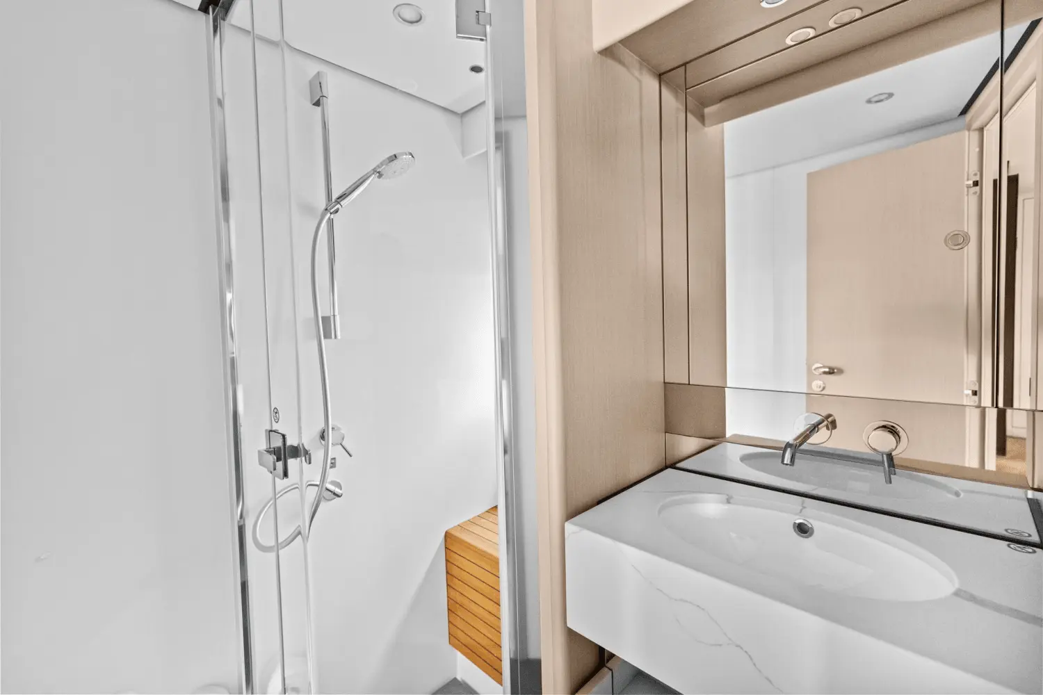 Thumbnail von Azimut 68