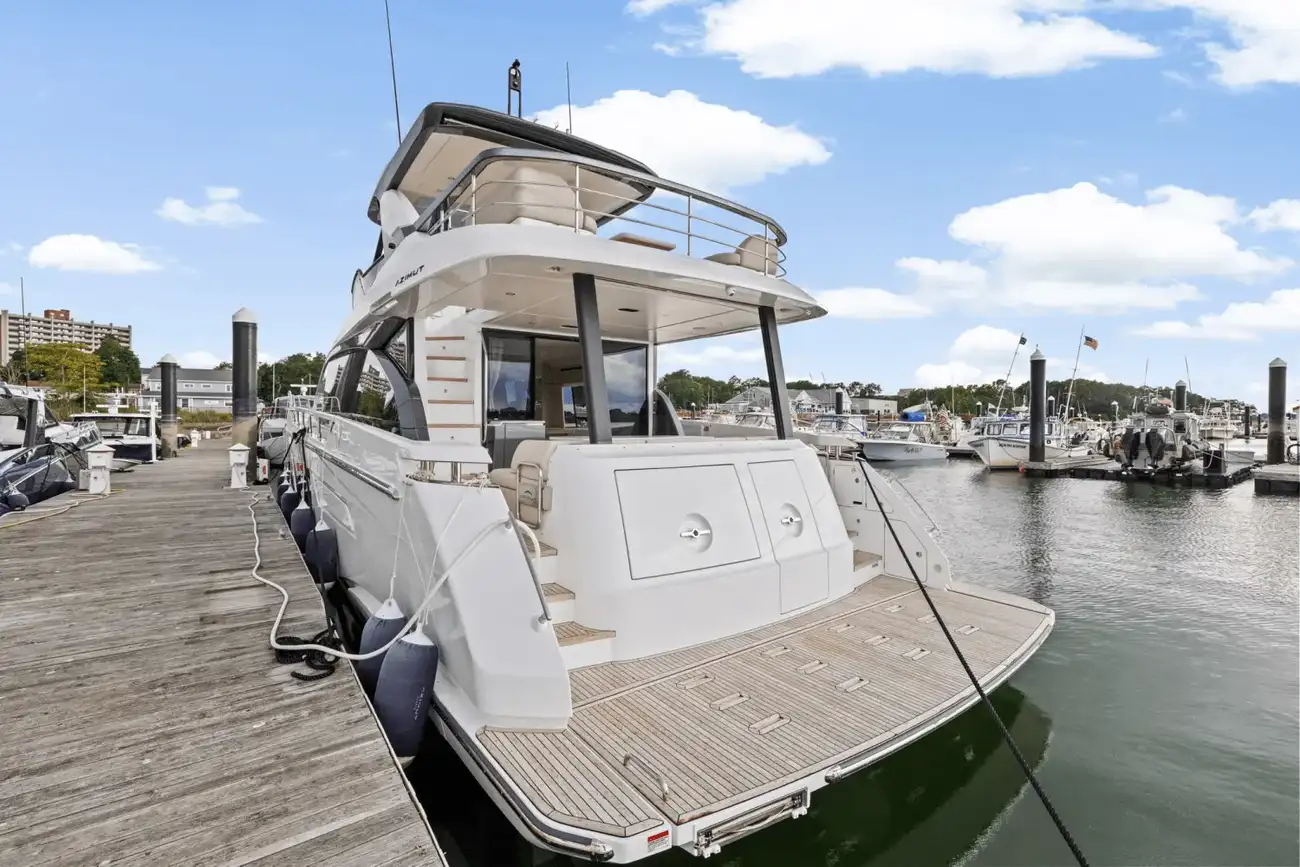 Thumbnail von Azimut 68