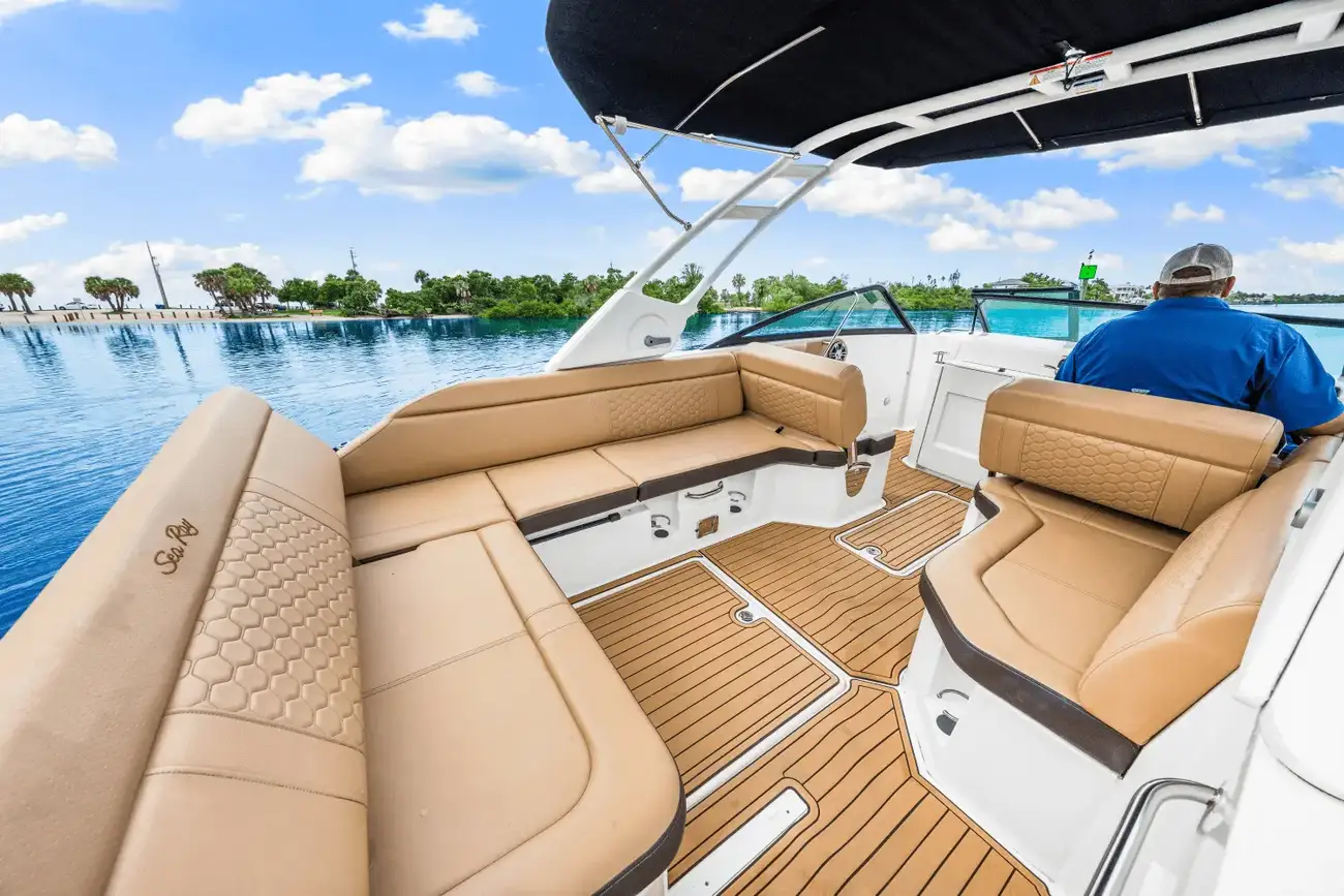 Thumbnail von Sea Ray SDX 250