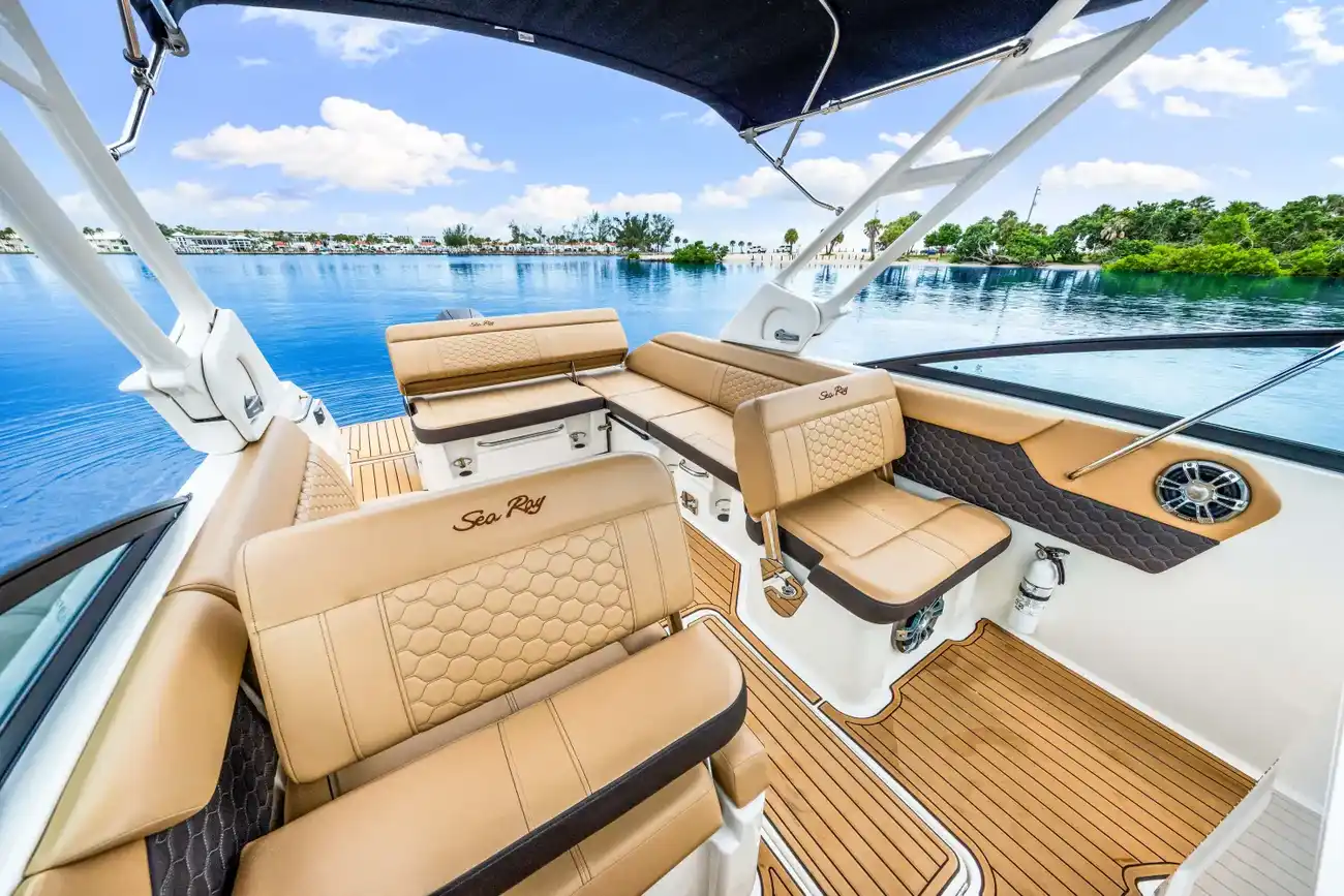 Thumbnail von Sea Ray SDX 250