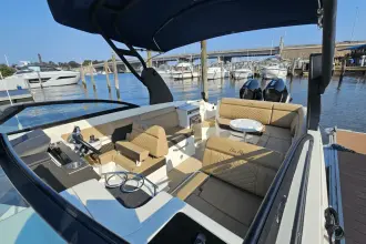 Thumbnail von Sea Ray SDX 290 fuera de borda