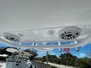 Thumbnail von Everglades 273 CC Whisper Gray