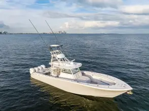 Thumbnail von Yellowfin 42 Offshore