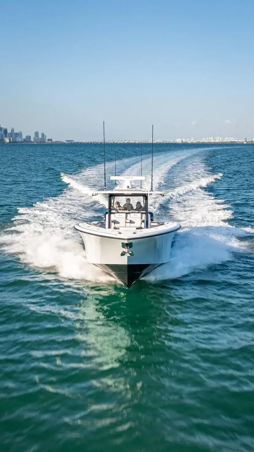 Thumbnail von Yellowfin 42 Offshore