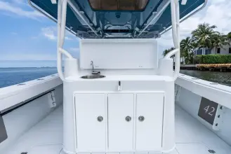 Thumbnail von Yellowfin 42 Offshore