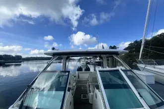 Thumbnail von Boston Whaler 280 Vantage