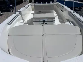 Thumbnail von Boston Whaler 170 Montauk