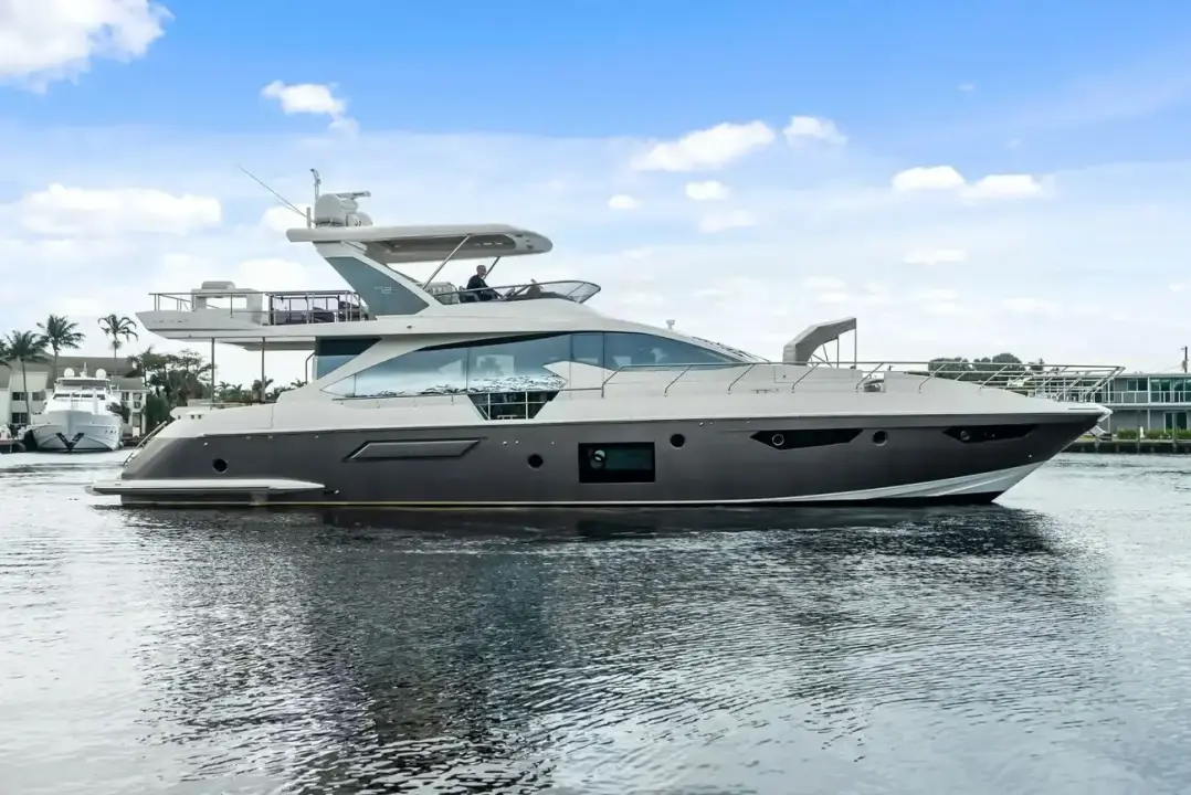 Azimut Fly 72