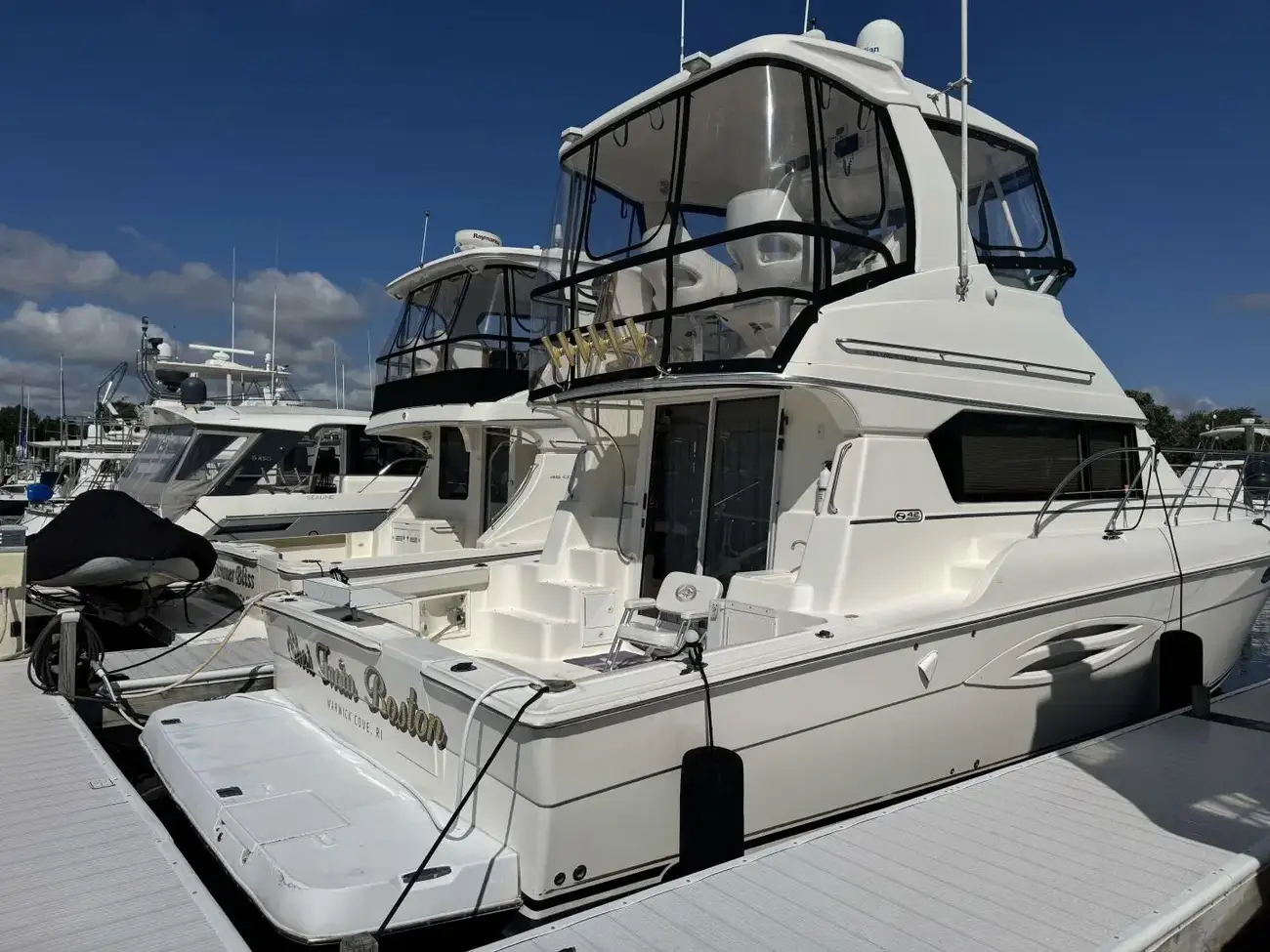 Thumbnail von Silverton 42 Convertible She's From Boston