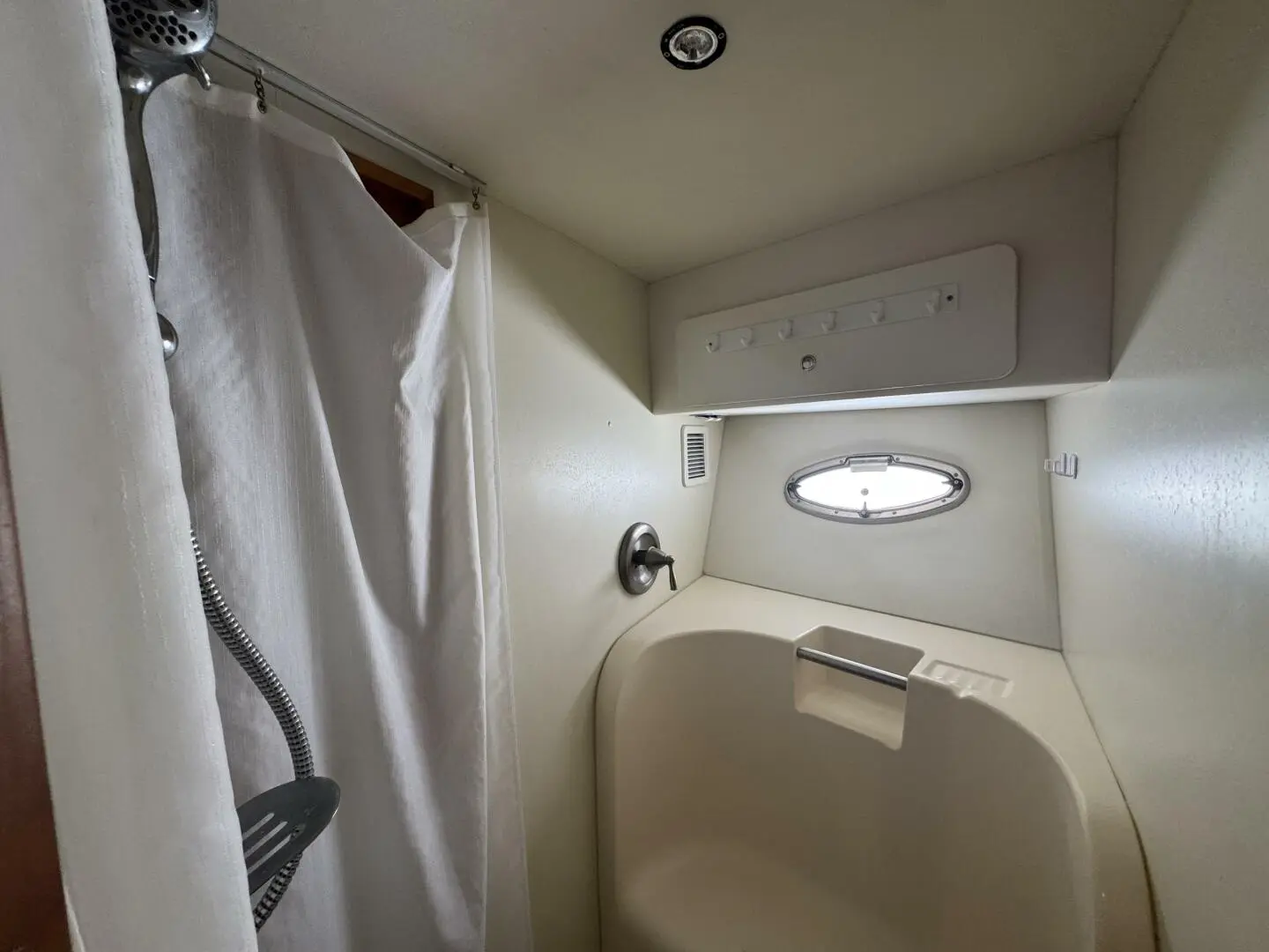 Thumbnail von Silverton 42 Convertible She's From Boston