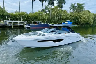 Thumbnail von Cruisers Yachts 34 GLS