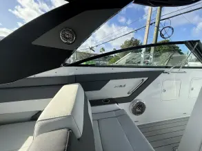 Thumbnail von Cruisers Yachts 34 GLS