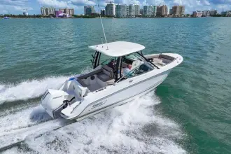 Thumbnail von Boston Whaler 240 Vantage