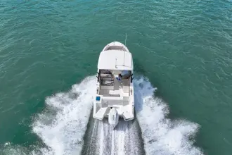 Thumbnail von Boston Whaler 240 Vantage