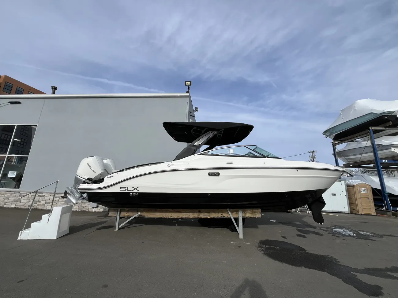 Sea Ray SLX 280 Außenborder