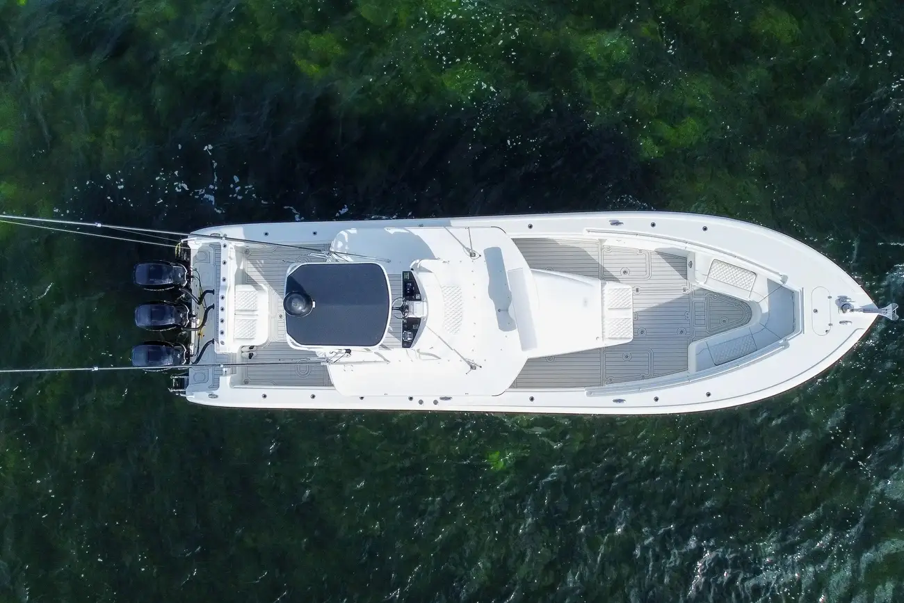 Thumbnail von Yellowfin 42 Offshore