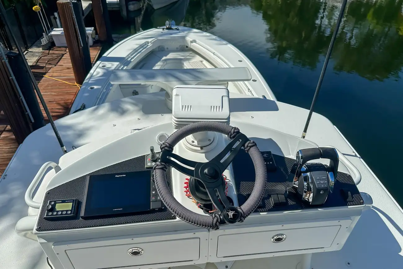 Thumbnail von Yellowfin 42 Offshore