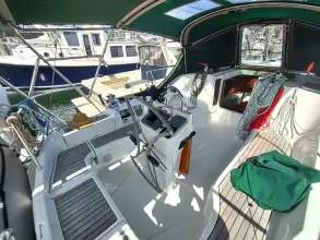 Thumbnail von Beneteau Oceanis Clipper 393 RAREBIRD