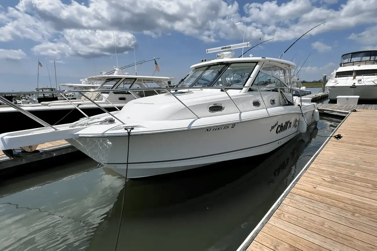 Boston Whaler 345 Conquest