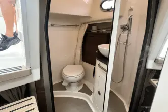 Thumbnail von Boston Whaler 345 Conquest