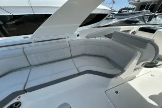 Thumbnail von Sea Ray SLX 350 Außenborder