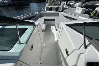 Thumbnail von Sea Ray SLX 350 Außenborder