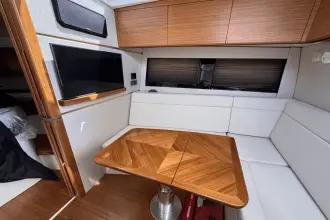 Thumbnail von Boston Whaler 405 Conquest