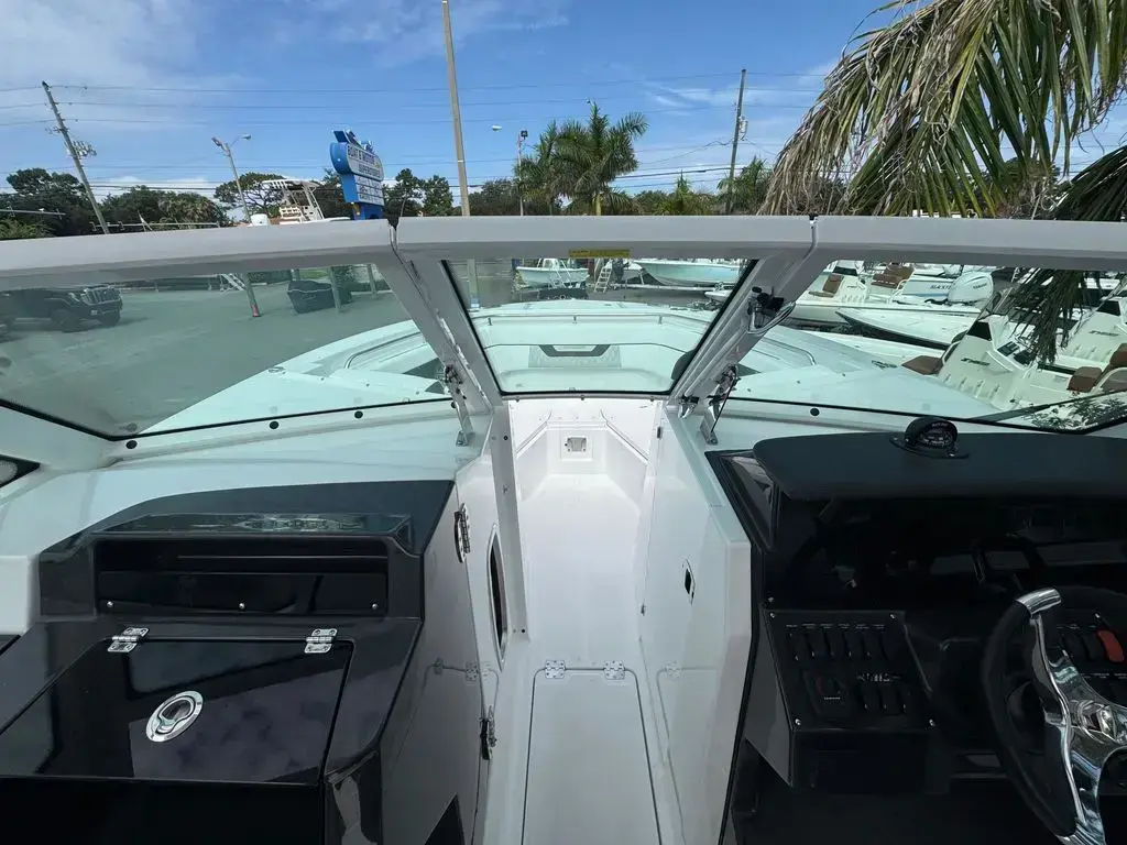 Thumbnail von Blackfin 302 DC