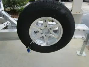 Thumbnail von Cobia 296 Center Console