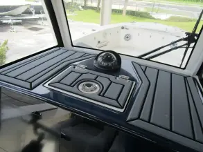 Thumbnail von Cobia 296 Center Console