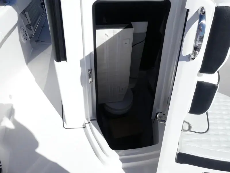 Thumbnail von Blackfin 252 CC