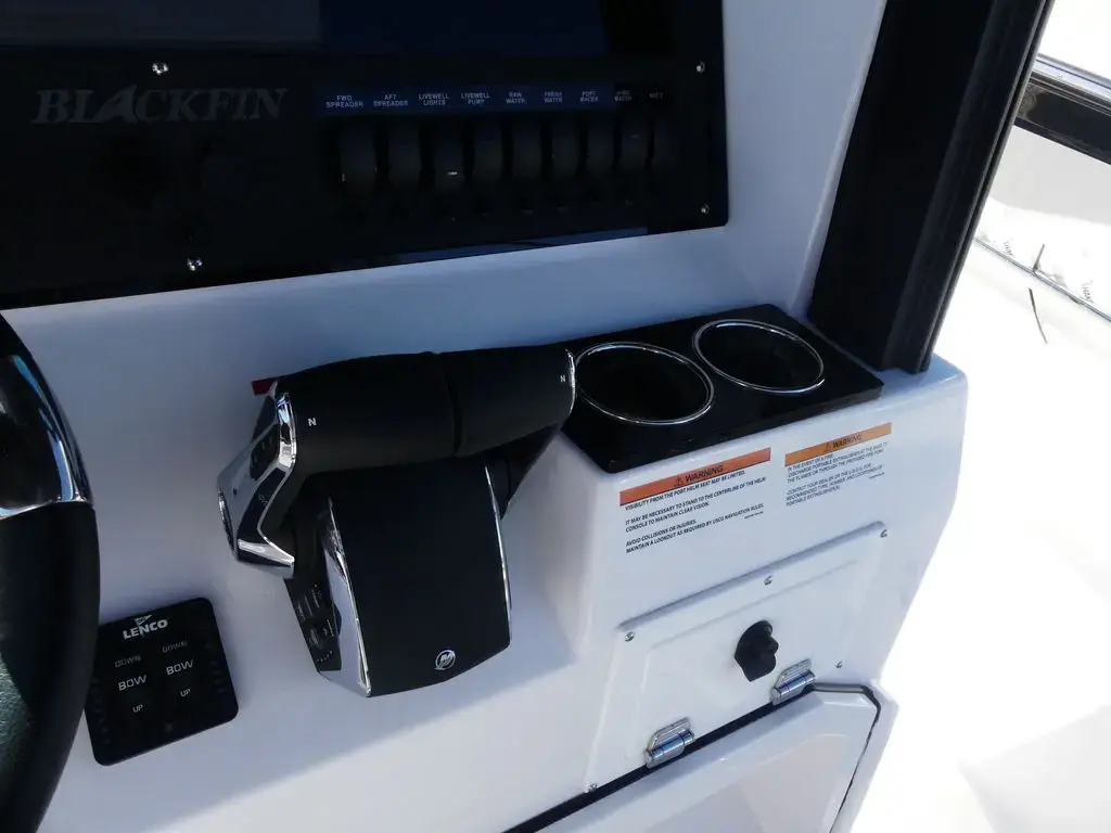 Thumbnail von Blackfin 252 CC