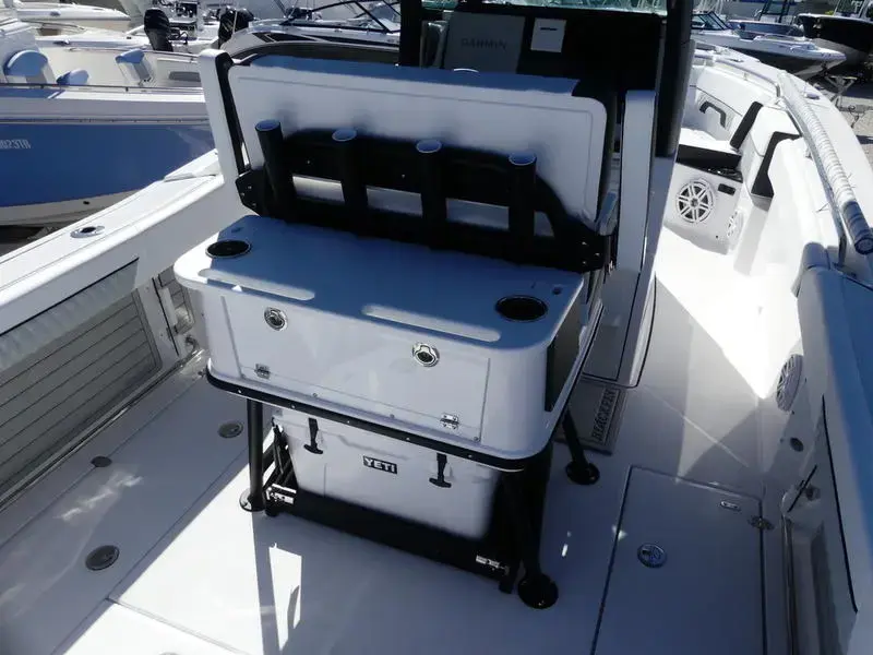 Thumbnail von Blackfin 252 CC