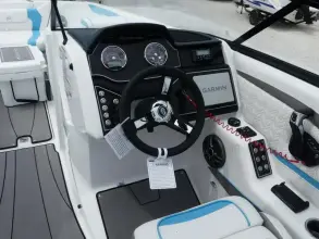 Thumbnail von Hurricane SunDeck 2600 OB