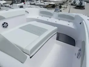 Thumbnail von Twin Vee Powercats 280 GFX