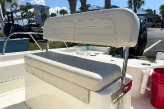 Thumbnail von Boston Whaler 150 Montauk